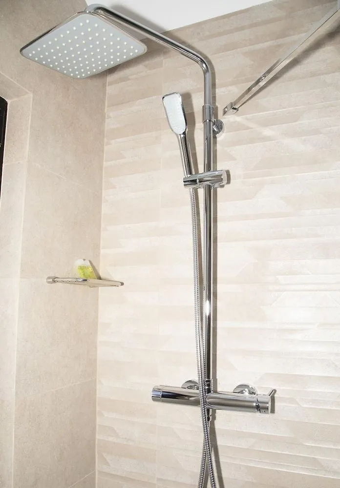 Hotel Mercedes Camargo